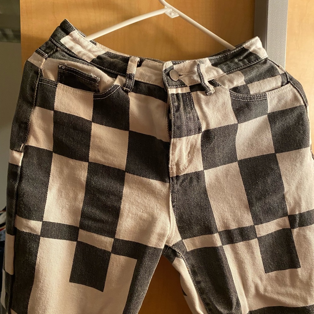 black & white pattern boyfriend jeans